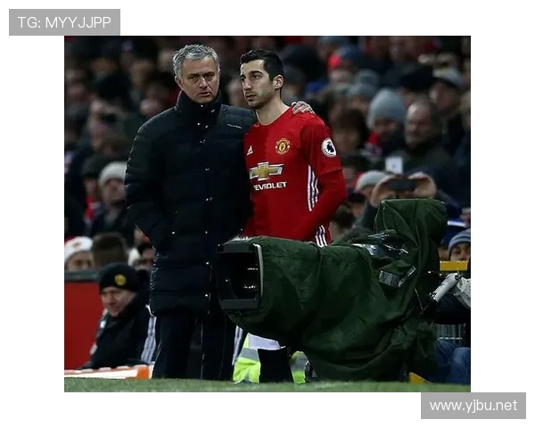 曼联转会策略问题逐步显现，对赛季走势形成制约